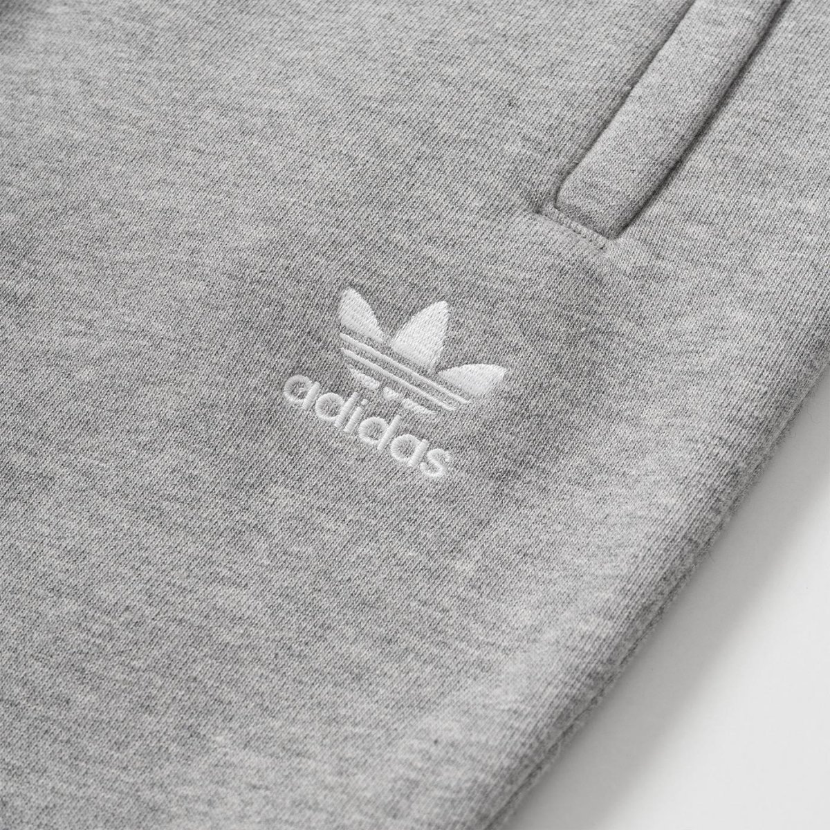 Adidas Essentials Pant Medium Grey Heather - Image 3